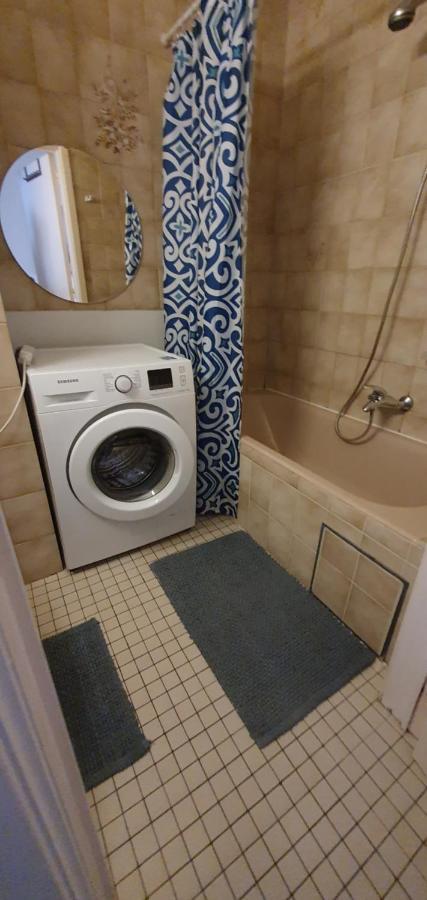 Cosy Apartment Near The Beach And City Center Остенде Екстериор снимка